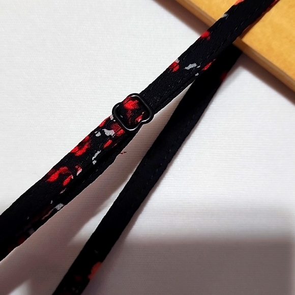 Dynamite Floral Top - Picture 9 of 9